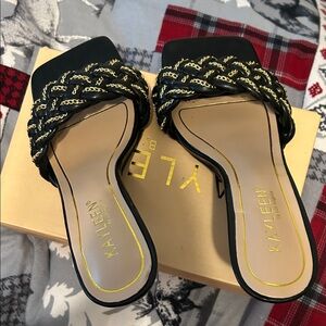 KAYLEEN By Los Angeles Black Heels with Gold Chain Accent